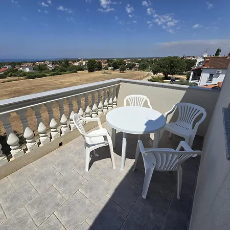 Marcons Apartment